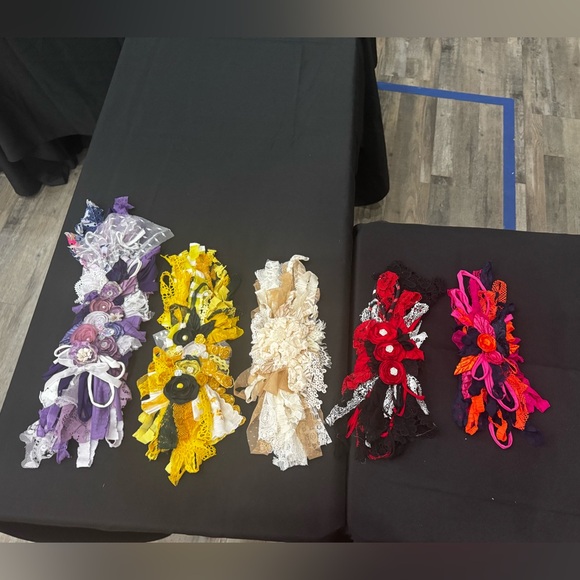 FLOWER PINS✨ - Picture 11 of 16